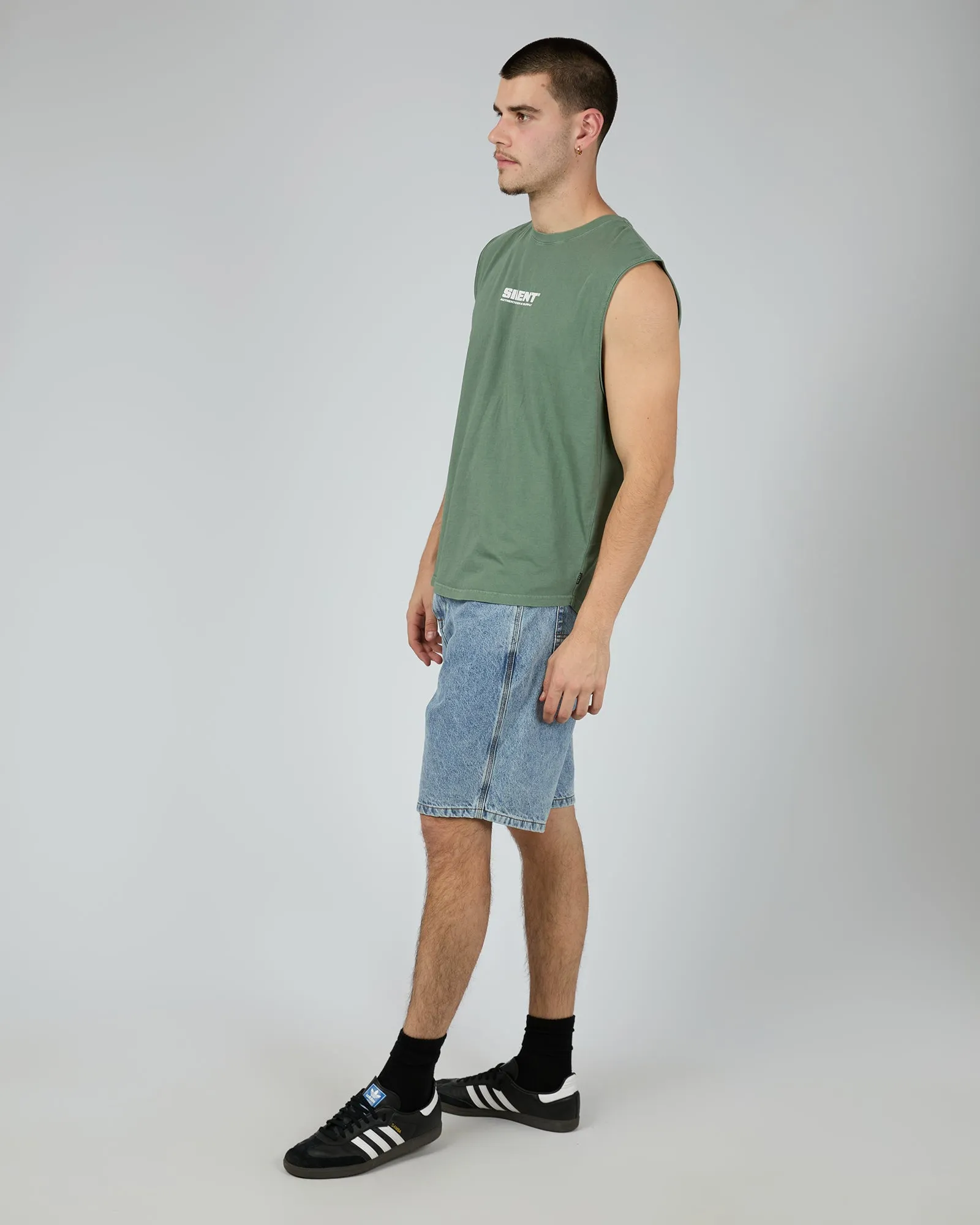 Dominate Tail Muscle Forest Green