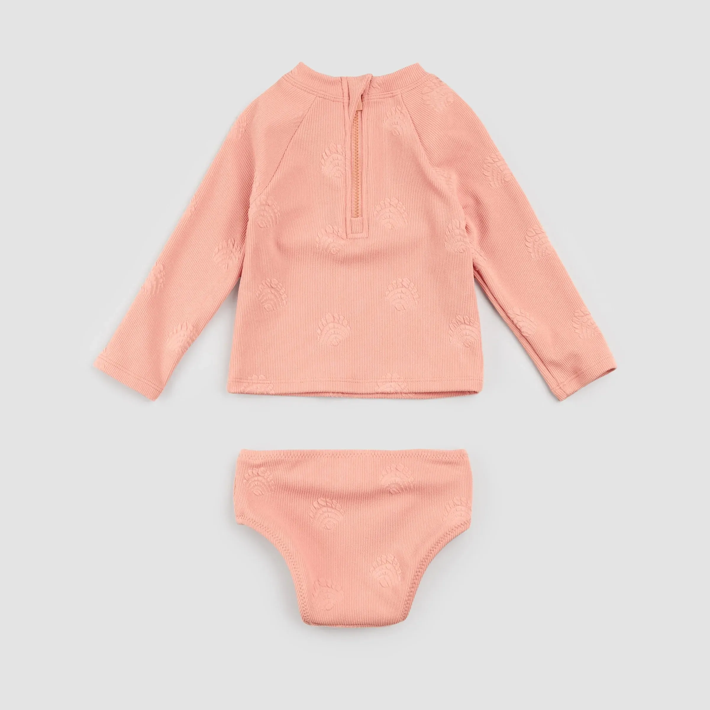 Embossed Seashell Print on Ribbed Coral Long-Sleeve Rashguard Swim Set | Petit Lem