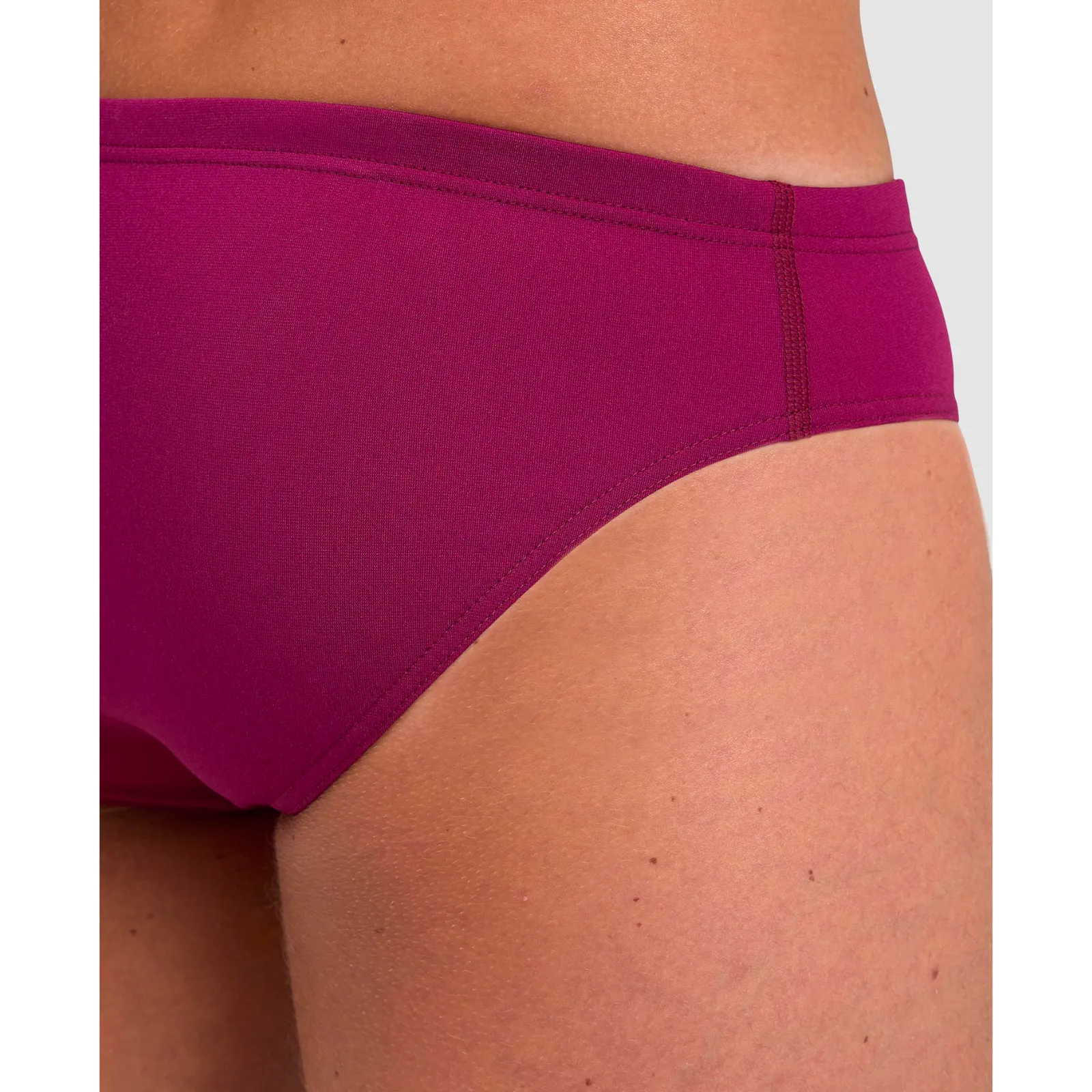 MEN'S TEAM SWIM BRIEF SOLID - RED FANDANGO/WHITE