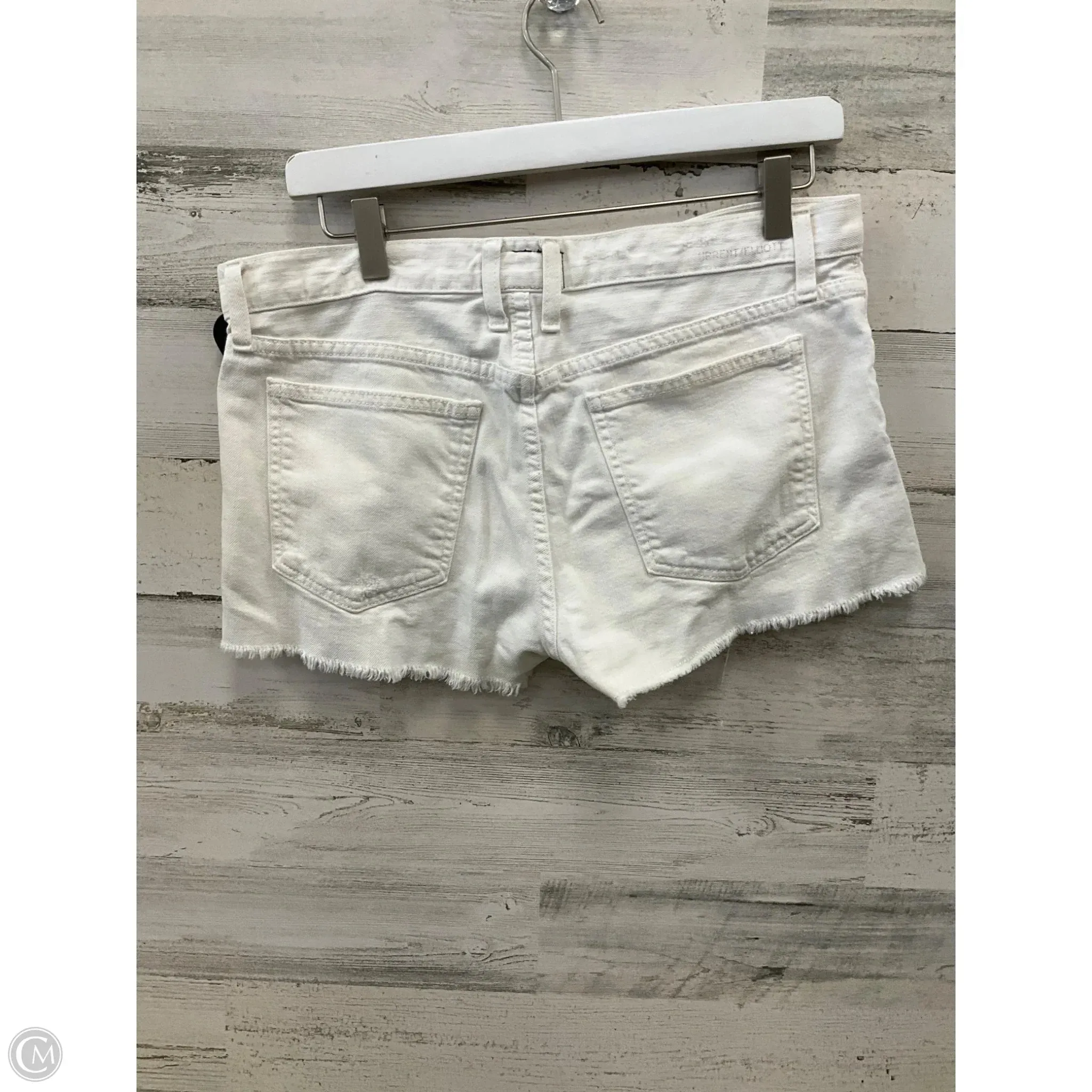 Shorts By Clothes Mentor In White Denim, Size: 4