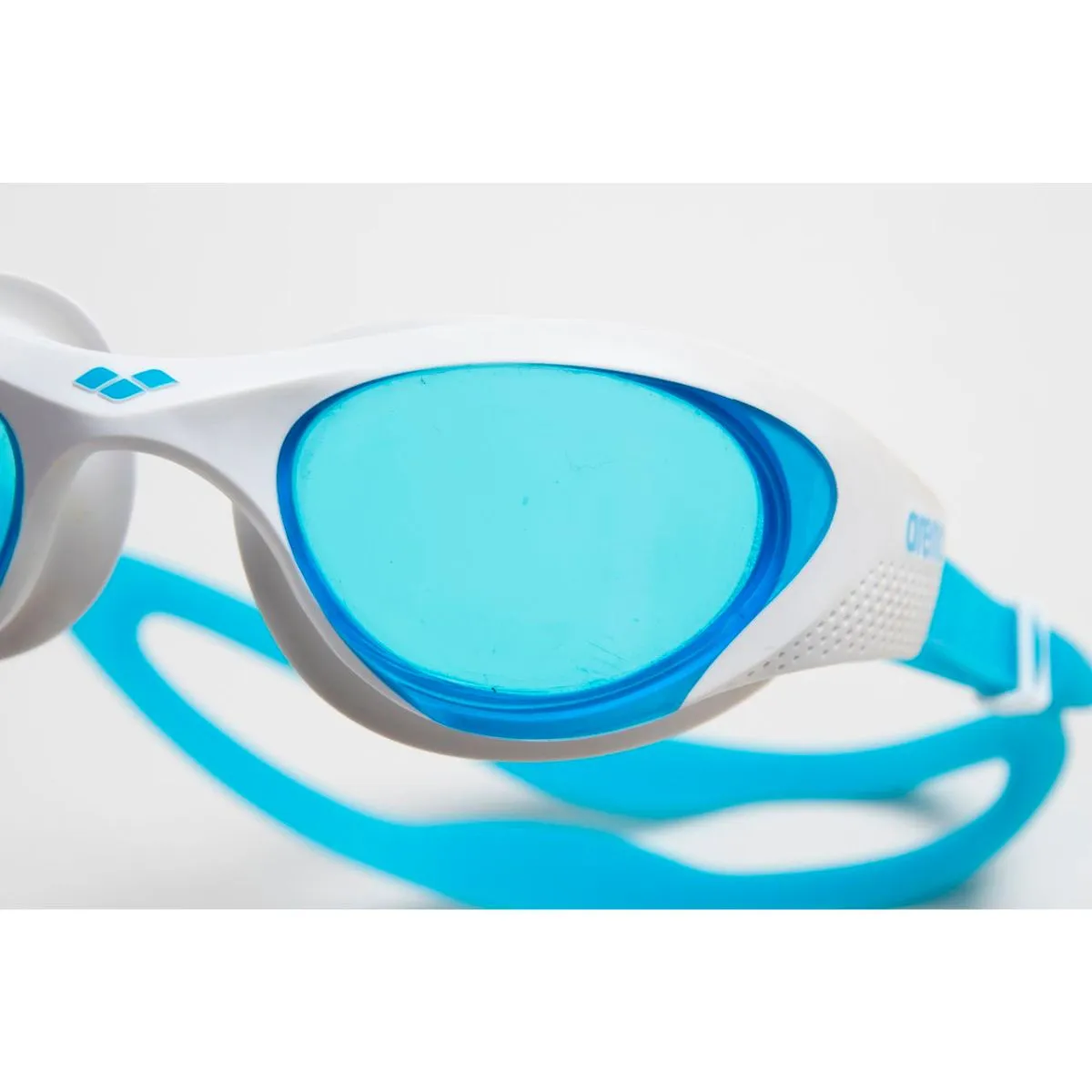 THE ONE GOGGLES